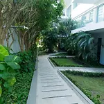 Spacious 2 Bedroom Beachfront Apt Morros Vitri With Balcony