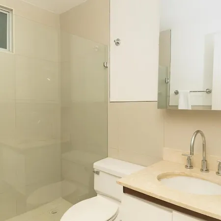 Spacious 2 Bedroom Beachfront Morros Vitri With Balcony *