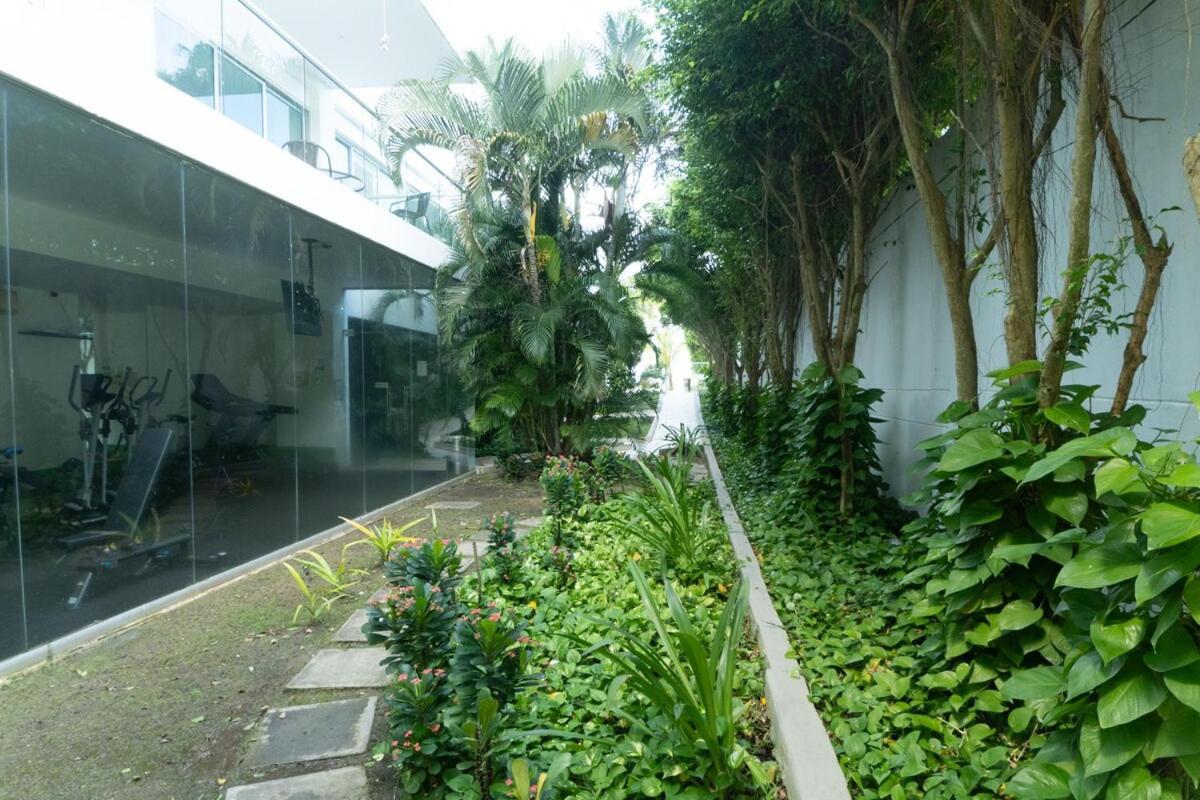 Spacious 2 Bedroom Beachfront Morros Vitri With Balcony