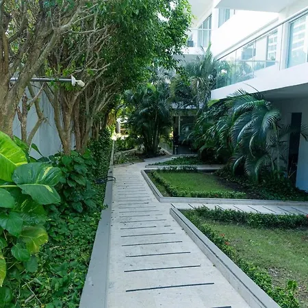Spacious 2 Bedroom Beachfront Morros Vitri With Balcony