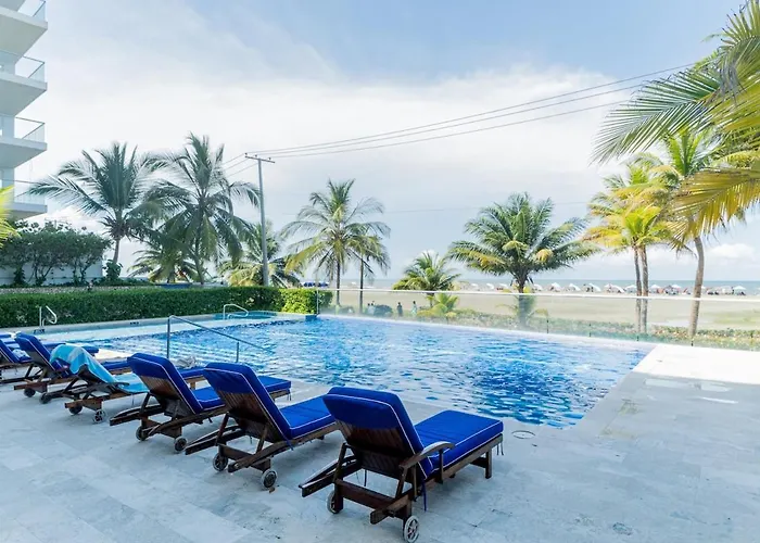 Spacious 2 Bedroom Beachfront Apt Morros Vitri With Balcony